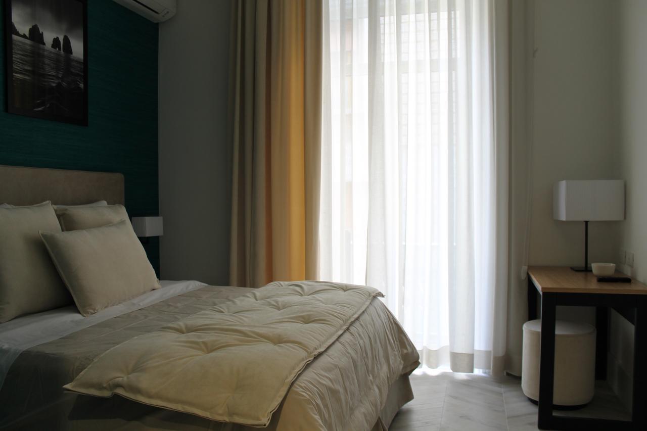 Hotel Bed No Breakfast Ak 2 à Naples Extérieur photo