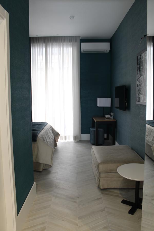 Hotel Bed No Breakfast Ak 2 à Naples Extérieur photo